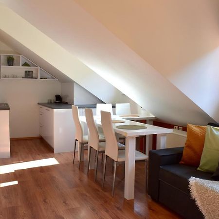 New Central Rooftop With Private Wellness, Sauna & Whirlpool Bath Prag Dış mekan fotoğraf