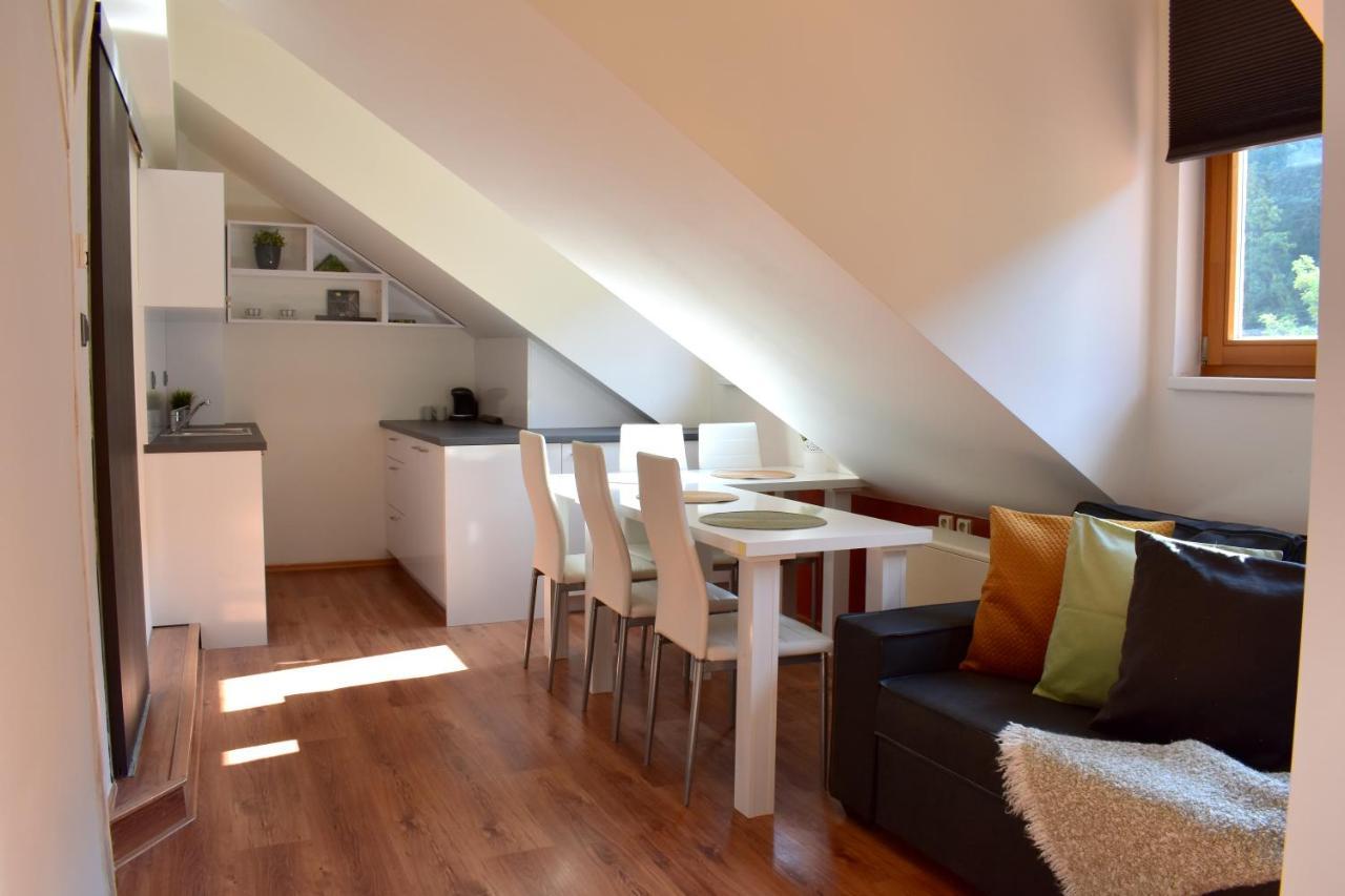 New Central Rooftop With Private Wellness, Sauna & Whirlpool Bath Prag Dış mekan fotoğraf