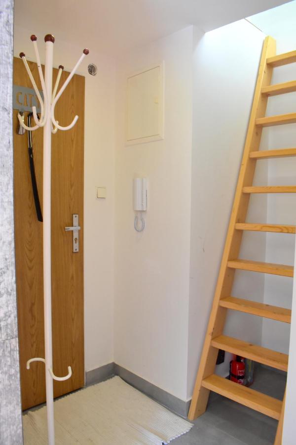 New Central Rooftop With Private Wellness, Sauna & Whirlpool Bath Prag Dış mekan fotoğraf