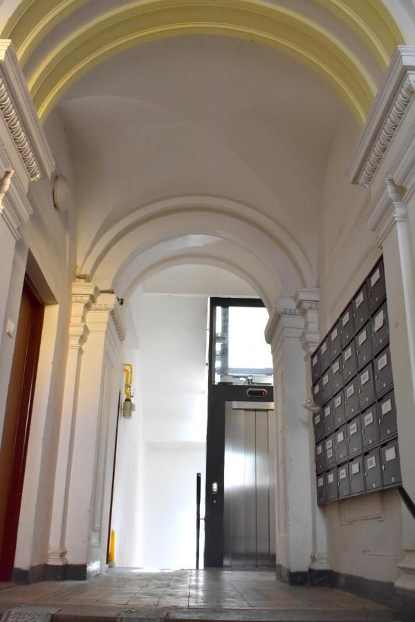 New Central Rooftop With Private Wellness, Sauna & Whirlpool Bath Prag Dış mekan fotoğraf